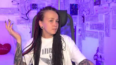 harleyquiver online show from July 20, 12:29 pm