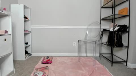 Snapshot of harmonie_marquise chatting on September 22, 5:22 pm Harmonie Marquise online show from September 22, 5:22 pm