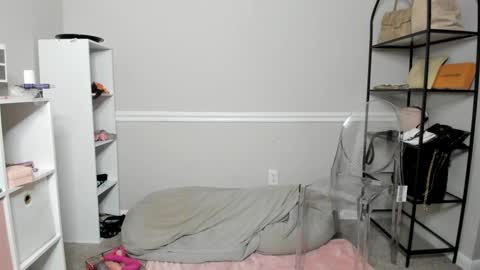 Snapshot of harmonie_marquise chatting on September 30, 8:46 pm Harmonie Marquise online show from September 30, 8:46 pm