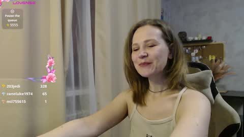 Snapshot of harpersweety chatting on October 15, 10:34 pm Harper online show from October 15, 10:34 pm
