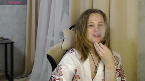 Snapshot of harpersweety chatting on October 8, 10:25 pm Harper online show from October 8, 10:25 pm