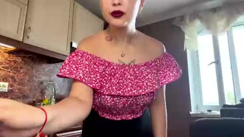 Elis online show from July 28, 12:48 pm