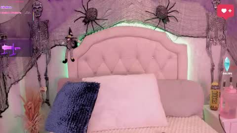 Snapshot of hasret_sesim chatting on October 18, 4:26 am hasret_sesim online show from October 18, 4:26 am