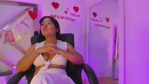 Hayami  online show from February 7, 1:32 pm