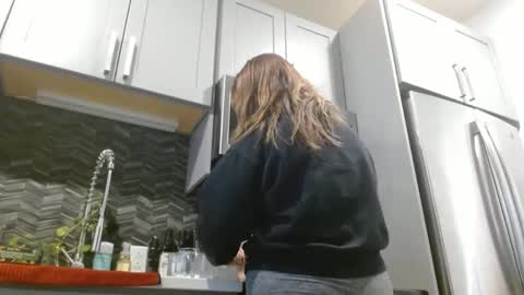 Hazel online show from January 4, 3:28 pm