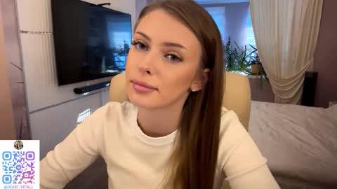 Mona online show from November 15, 11:55 am