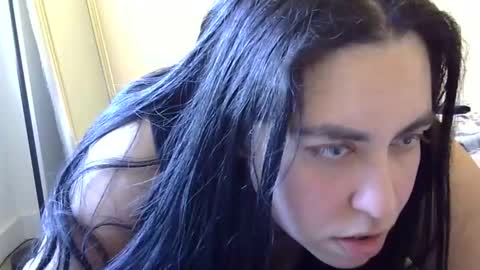 heatwavee online show from January 14, 2:11 pm