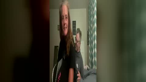 HeidiKinz online show from June 24, 9:08 am