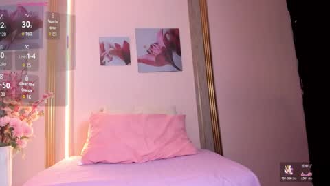 Sara online show from November 28, 8:45 pm