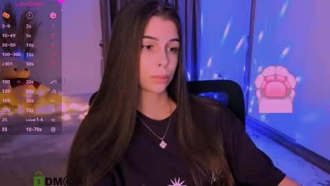 Snapshot of heileymeow chatting on October 21, 9:08 pm Heiley online show from October 21, 9:08 pm