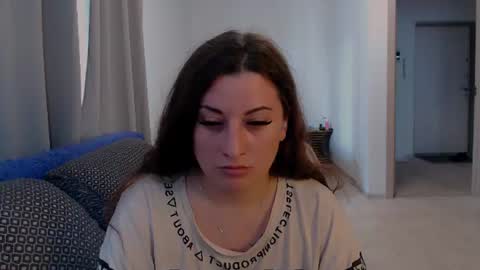 helen_adams_ online show from July 28, 12:48 pm