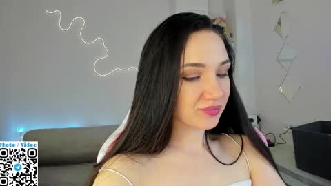 helen_spark online show from November 2, 2:15 am