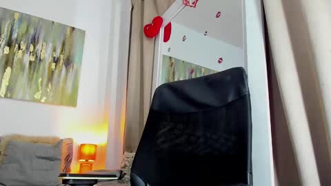 Snapshot of helena_santos01 chatting on February 22, 6:15 pm Helena Santos online show from February 22, 6:15 pm