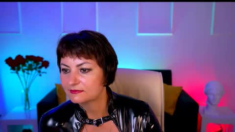 Snapshot of helenbeler chatting on October 3, 8:41 am helenbeler online show from October 3, 8:41 am