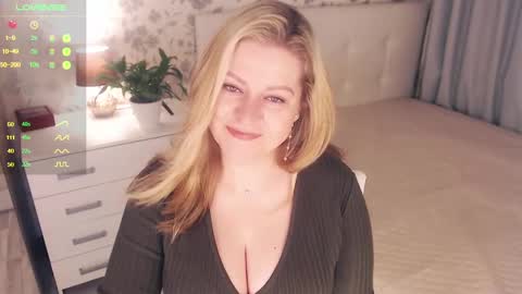 Helena Bonham online show from December 22, 3:44 am