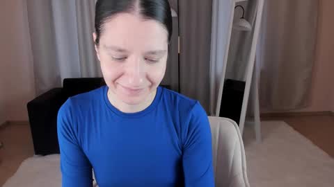 Snapshot of helentasty_ chatting on September 19, 2:21 am Helen online show from September 19, 2:21 am
