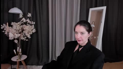 Snapshot of helentasty_ chatting on March 12, 2:09 am Helen online show from March 12, 2:09 am