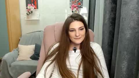 HelgaMun online show from September 30, 3:39 pm