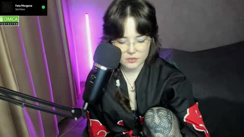 Snapshot of hell_hotline chatting on October 14, 7:27 pm Red online show from October 14, 7:27 pm