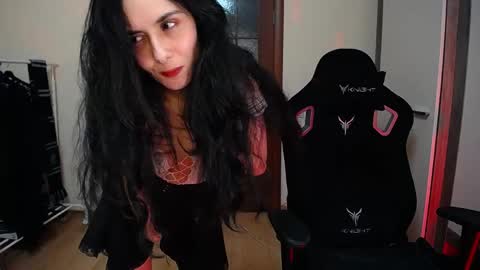 Helen online show from May 21, 9:24 pm