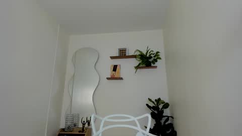 Snapshot of hellen_coy chatting on September 29, 4:17 am Julieta online show from September 29, 4:17 am