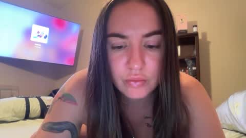helloimallison69 online show from August 3, 6:28 am