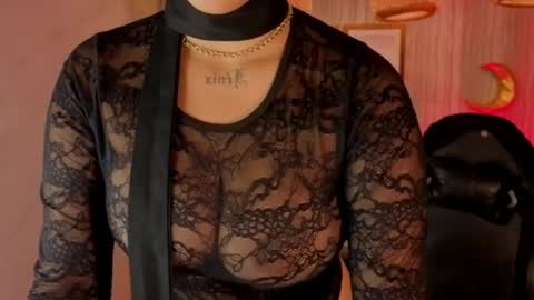hemma_s1 online show from May 12, 8:26 pm