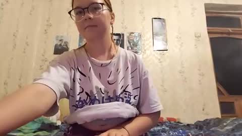 Leila online show from July 28, 6:20 pm