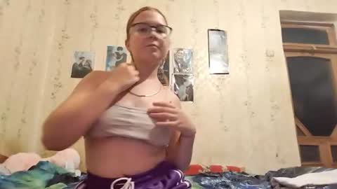 Leila online show from July 28, 7:39 pm