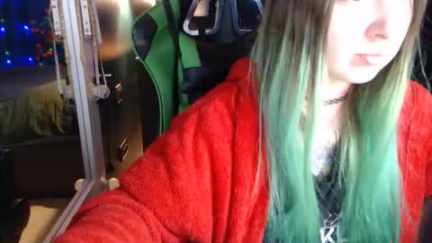 Hentaishiing online show from February 2, 5:45 pm