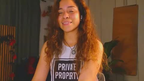 hercyqueen online show from March 25, 11:40 pm