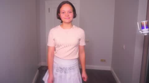 Hermina online show from November 22, 2:09 pm