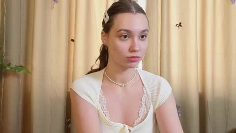 Jane online show from May 18, 8:31 am