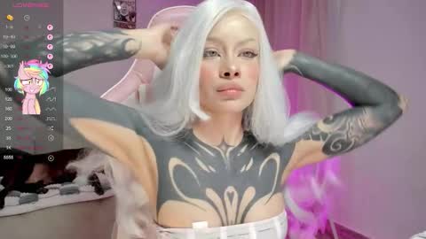 Snapshot of heybambino_ chatting on September 27, 3:47 am Bambi.....Help me get 100 likes in the satisfaction bar. online show from September 27, 3:47 am