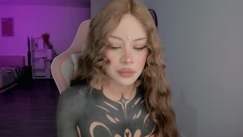 Snapshot of heybambino_ chatting on February 10, 3:03 am Bambi.....Help me get 100 likes in the satisfaction bar. online show from February 10, 3:03 am