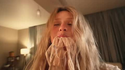 Alina online show from April 10, 6:47 pm