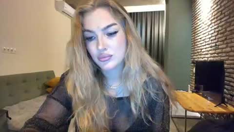 Hi lina online show from June 25, 4:12 am