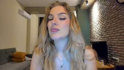 Hi lina online show from June 26, 5:20 am