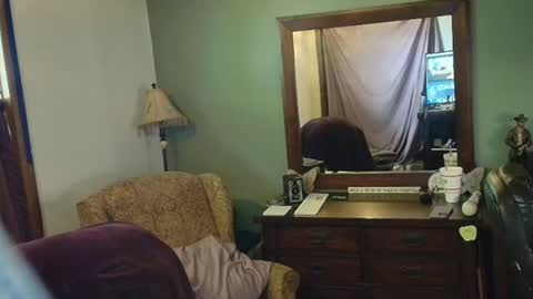 hidden_gold_milf online show from October 28, 7:52 pm