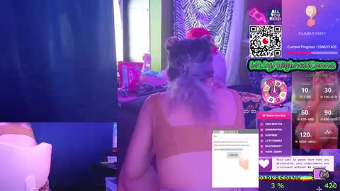 Snapshot of highnesscanna chatting on October 8, 1:54 am HiGHNESS CANNA online show from October 8, 1:54 am