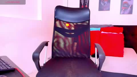 hilary banks online show from June 18, 5:09 am