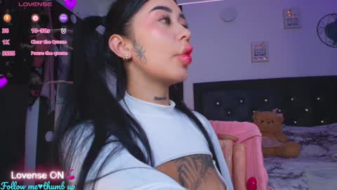 Snapshot of hilary_jones_22 chatting on January 26, 9:51 pm LUNA new account  FOLLOW ME online show from January 26, 9:51 pm