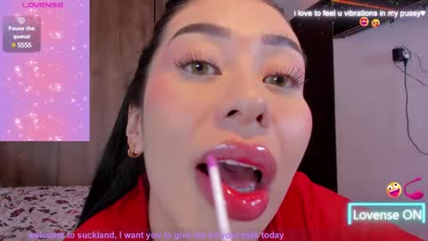 Snapshot of hilary_jones_22 chatting on December 13, 12:20 am LUNA new account  FOLLOW ME online show from December 13, 12:20 am
