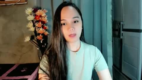 hilarymolly online show from February 4, 9:29 pm