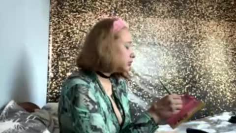 Julia online show from June 29, 6:31 am