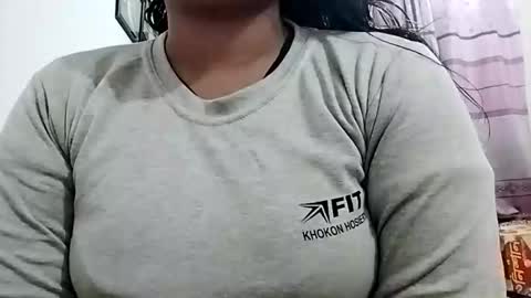 himuhimu22 online show from January 5, 7:39 pm