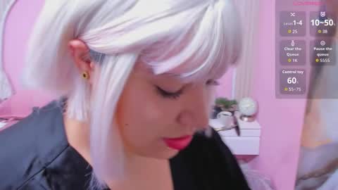 hinata_dolly online show from February 20, 10:28 am