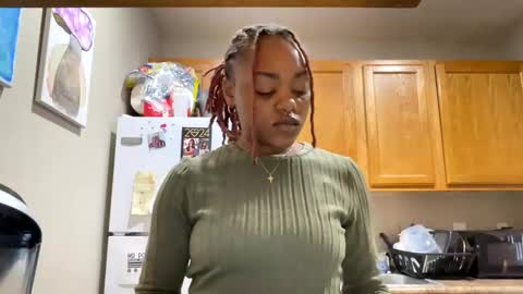 angelbabi online show from December 12, 7:37 pm