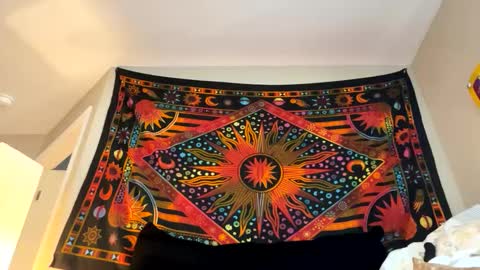 angelbabi online show from December 6, 7:55 pm