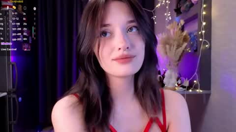 Ella online show from May 21, 7:56 pm